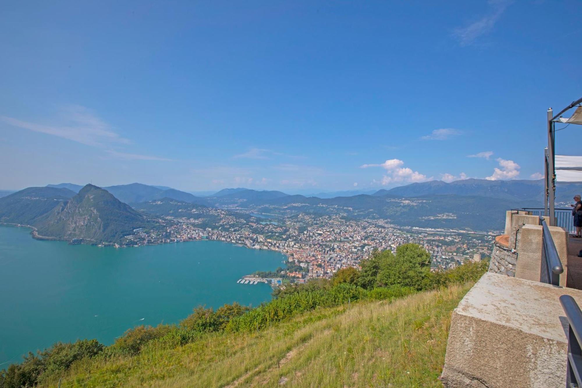 Appartement Ca' Gina Panoramica - Monte Bre - Happy *